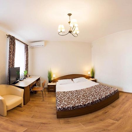 Excellent Studio Apartment In The Center - Kravtsova Lane 13B Kharkiv Eksteriør billede