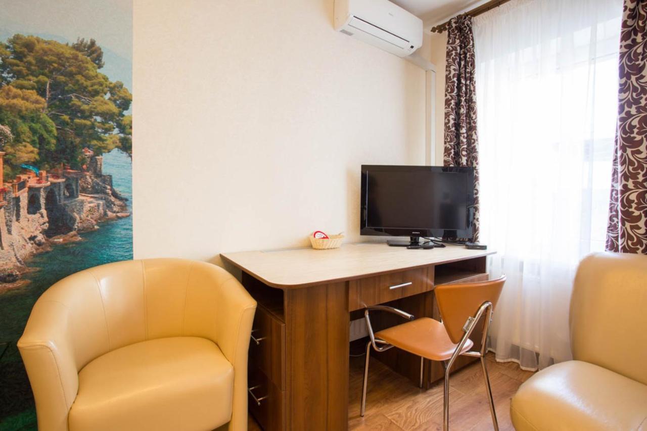 Excellent Studio Apartment In The Center - Kravtsova Lane 13B Kharkiv Eksteriør billede